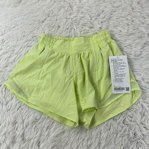 NWT Lululemon Hotty Hot Low Rise Short 4" Crispin Green